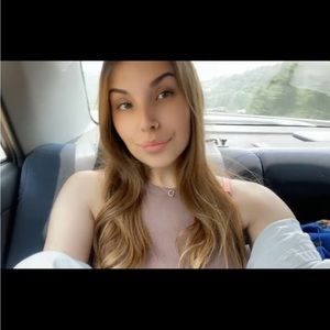 Meet your Posher, Cora